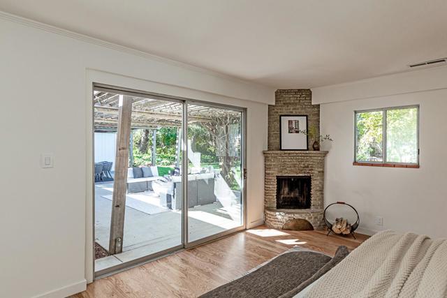Image 11 of 38 For 1644 Kensington Avenue