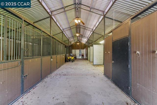 5655 Bruce Dr, San Ramon CA: https://media.crmls.org/mediaz/18fa85d4-c9d5-4e5c-930c-7a35c9afbc99.jpg