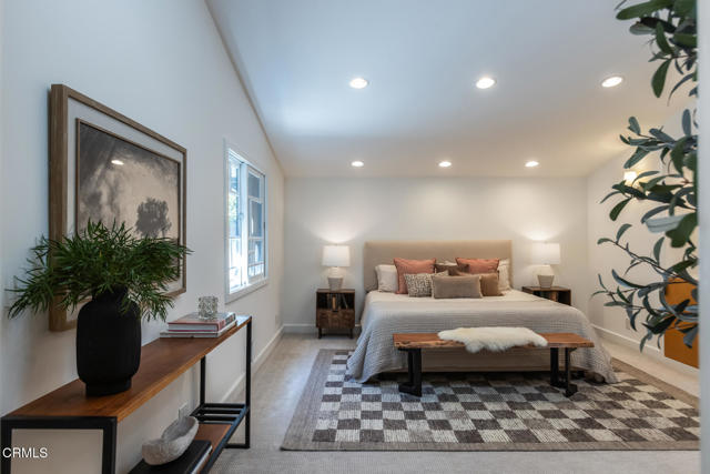 595 Linda Vista Avenue, Pasadena CA: https://media.crmls.org/mediaz/18fbafa0-c2f0-4124-9b79-b15c8fb54884.jpg
