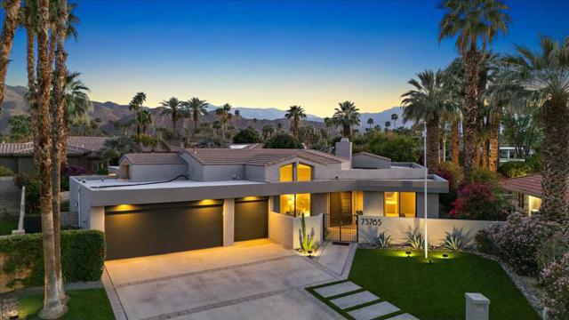 75765 Osage Trail, Indian Wells CA: https://media.crmls.org/mediaz/18fc083a-3d6e-42b9-bc3d-15cc9bb33d2a.jpg