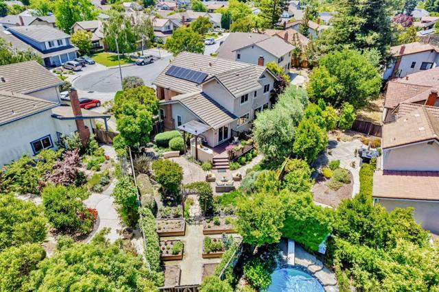 663 Lambeth Court, Sunnyvale CA: https://media.crmls.org/mediaz/18fc347f-5816-416d-95cb-d77b21bd3e2a.jpg