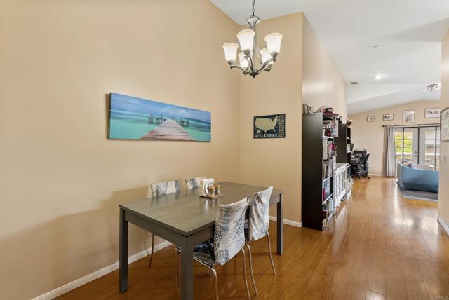 Detail Gallery Image 14 of 73 For 535 F Ave #4,  Coronado,  CA 92118 - 3 Beds | 2 Baths