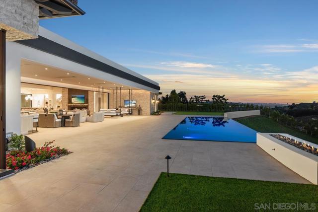 5968 Ladys Secret Ct, Rancho Santa Fe, California 92067, 7 Bedrooms Bedrooms, ,10 BathroomsBathrooms,Single Family Residence,For Sale,Ladys Secret Ct,250027355SD