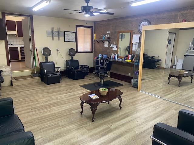 258 N Capitol Avenue, San Jose CA: https://media.crmls.org/mediaz/18fcee9c-051b-4266-91ea-65cde3e63bab.jpg