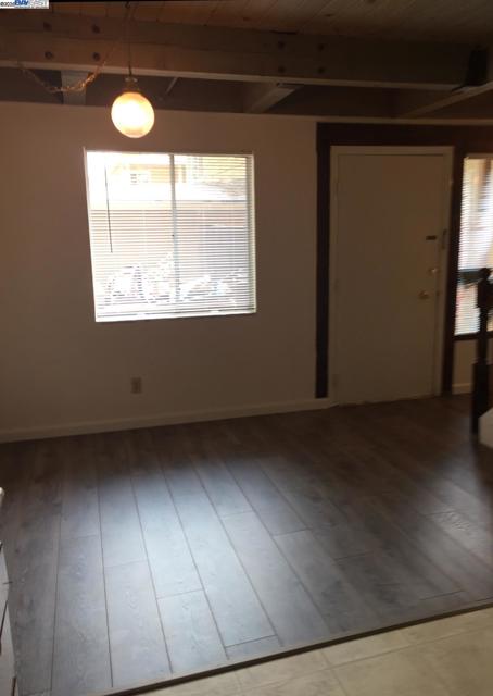 710 10th, Davis CA: https://media.crmls.org/mediaz/18fe3d06-a41d-4264-90fd-8ca188aed0ee.jpg