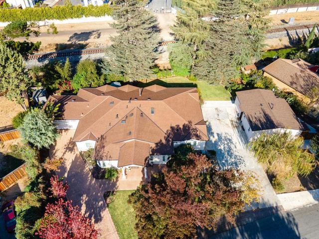 Image 64 of 73 For 35724 Linda Drive