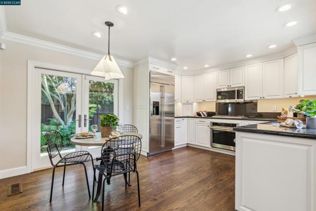 924 Cheyenne Dr, Walnut Creek CA: https://media.crmls.org/mediaz/18ff7169-da58-465e-afbf-99a6ea7ebc1e.jpg