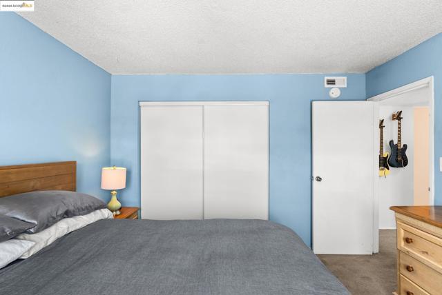 2044 Sierra Rd., Concord CA: https://media.crmls.org/mediaz/19001090-9fbd-48a3-9b97-f389ccbef915.jpg
