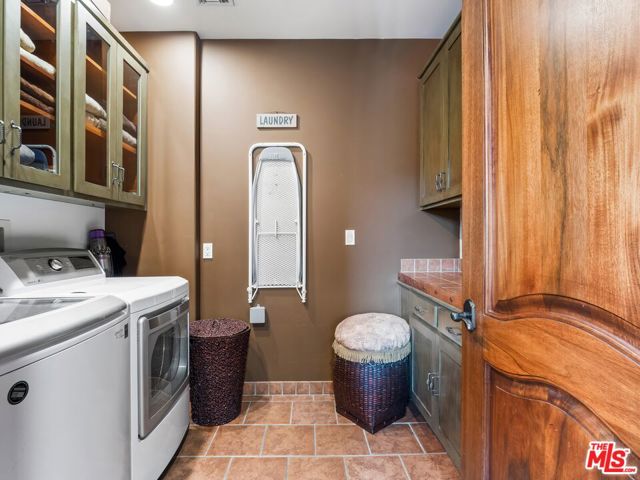 27023 Rolling Hills Avenue, Canyon Country CA: https://media.crmls.org/mediaz/190044a0-4a03-4686-9680-29535193138b.jpg
