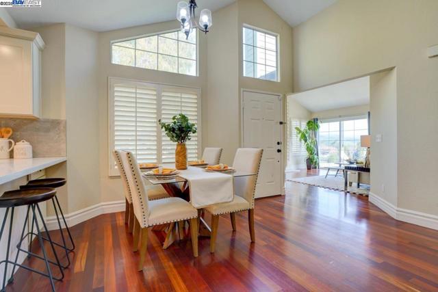 1228 Copper Peak Ln, San Jose CA: https://media.crmls.org/mediaz/1900924c-5044-429b-8423-76364784e9c4.jpg