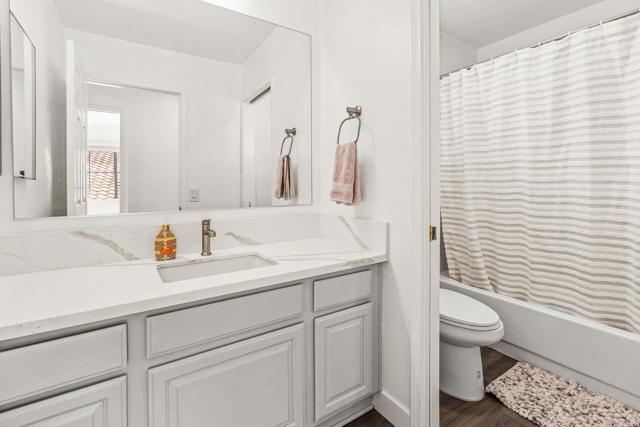 23843 Spring Branch Court, Murrieta CA: https://media.crmls.org/mediaz/190294d4-b7ba-48b8-bdea-f8fefe3c551c.jpg
