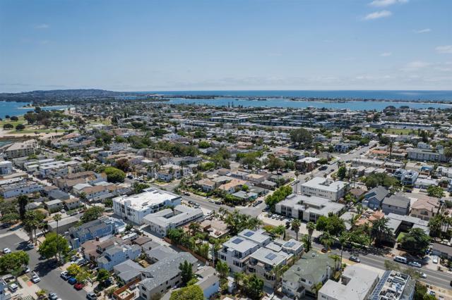 Detail Gallery Image 34 of 39 For 4057 Lamont St, San Diego,  CA 92109 - 3 Beds | 2/1 Baths