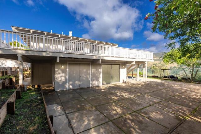 16280 Oak Canyon Drive, Morgan Hill CA: https://media.crmls.org/mediaz/19035b9a-4cb0-4003-933d-a8be3667b3b2.jpg