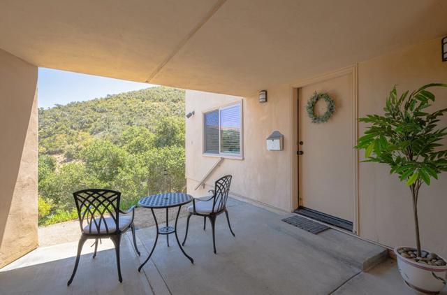 15847 Pleasant Valley Lane, Salinas CA: https://media.crmls.org/mediaz/1904104f-31b4-45dd-a3ad-76342e1f5279.jpg
