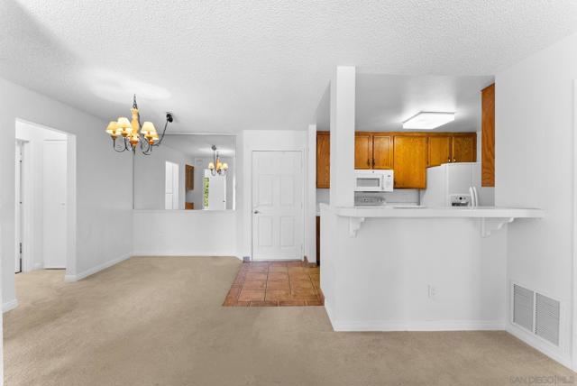 7180 Shoreline, San Diego CA: https://media.crmls.org/mediaz/19044aa7-44f1-4682-b742-ae58763cded4.jpg