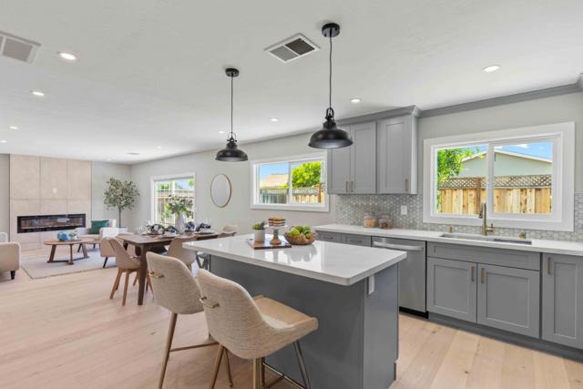 5690 Drysdale Drive, San Jose CA: https://media.crmls.org/mediaz/1904acf3-3d26-48c8-8c1e-06d39d4ef0ce.jpg