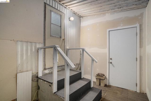 Image 13 of 26 For 210 Cypress  