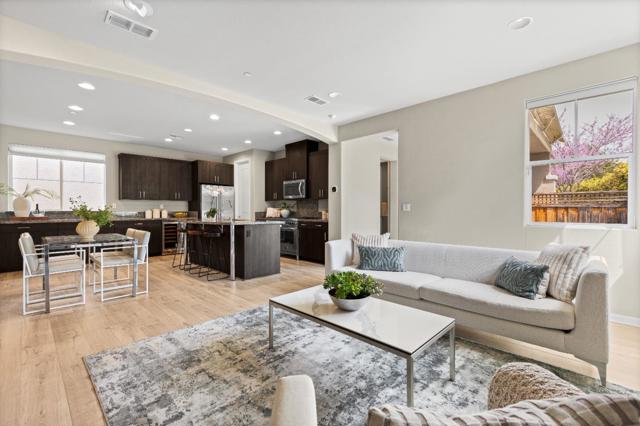 850 Maple Place, East Palo Alto CA: https://media.crmls.org/mediaz/19051389-0508-4e5f-8744-d3e1640106e0.jpg