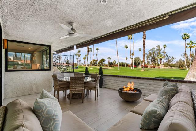 33 Medina Way, Rancho Mirage CA: https://media.crmls.org/mediaz/1905c2f6-3ec8-4fce-ace4-6fc5f86b6c78.jpg