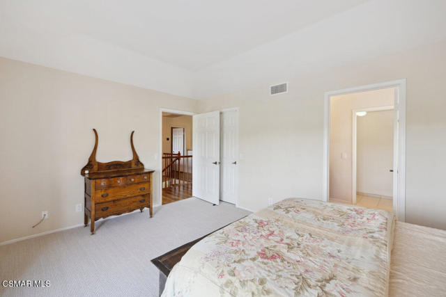 6690 Oak Springs Drive, Oak Park CA: https://media.crmls.org/mediaz/1905fee1-4f39-4207-93a0-b94284d80cd2.jpg