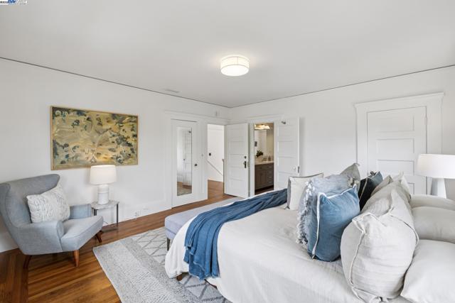 6040 LAWTON AVENUE, Oakland CA: https://media.crmls.org/mediaz/190642be-591f-429d-a652-e9044f776854.jpg