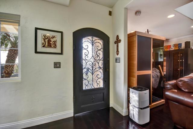 372 Fleming Avenue, San Jose CA: https://media.crmls.org/mediaz/19077604-ae9d-4111-9af4-a05d2029cc6d.jpg