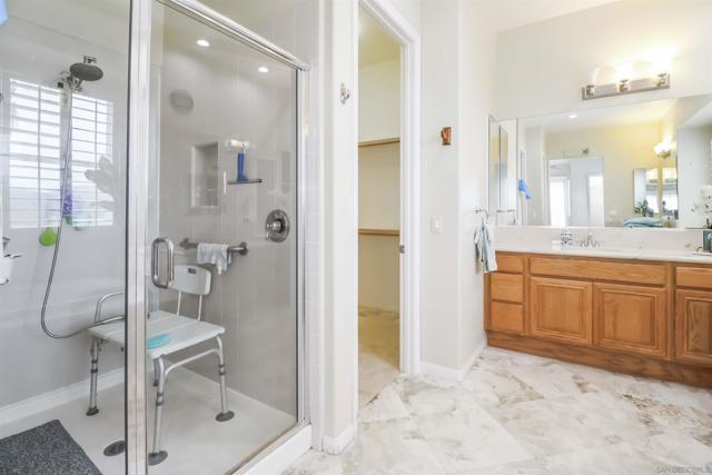 2387 Country Heights Rd., Escondido CA: https://media.crmls.org/mediaz/19082426-726a-4c06-bb76-ee838dd1087d.jpg