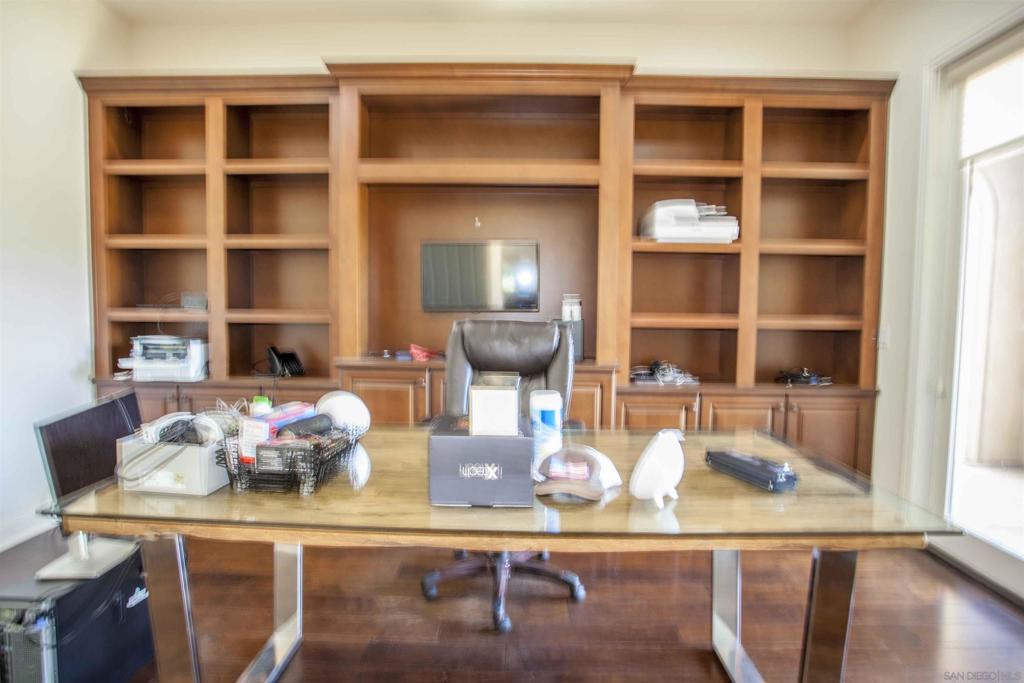 MLS #250040381SD image #20