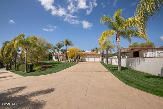 13550 Andalusia Drive, Santa Rosa CA: https://media.crmls.org/mediaz/1908c704-bdf8-4b3e-b545-53701c143fb2.jpg