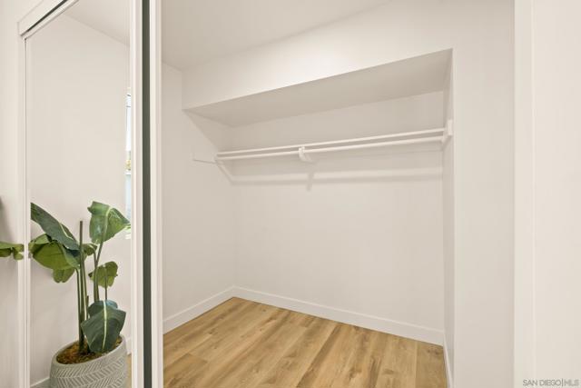 3781 Ashford St, San Diego CA: https://media.crmls.org/mediaz/1909161f-f950-4f0f-b286-7fc4aff95125.jpg