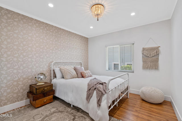 1015 Nolden Street, Highland Park CA: https://media.crmls.org/mediaz/190a0143-ec6a-4412-a17e-8ffa50755f66.jpg