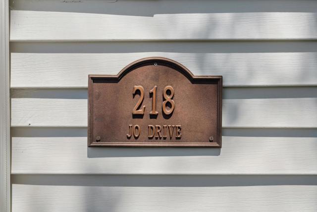 218 Jo Drive, Los Gatos CA: https://media.crmls.org/mediaz/190a9487-627b-46e6-b51d-e670da8018b8.jpg