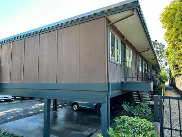 Image 10 of 28 For 610 Walker Drive