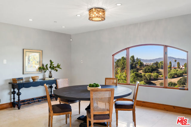 24410 Mulholland Highway, Calabasas CA: https://media.crmls.org/mediaz/190ce46c-30f9-4b38-ae48-5d6c632c7b7d.jpg