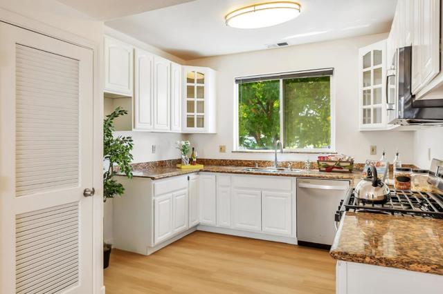 425 Carpentier Way, San Jose CA: https://media.crmls.org/mediaz/190d7105-b93d-4b60-a595-654872194b84.jpg