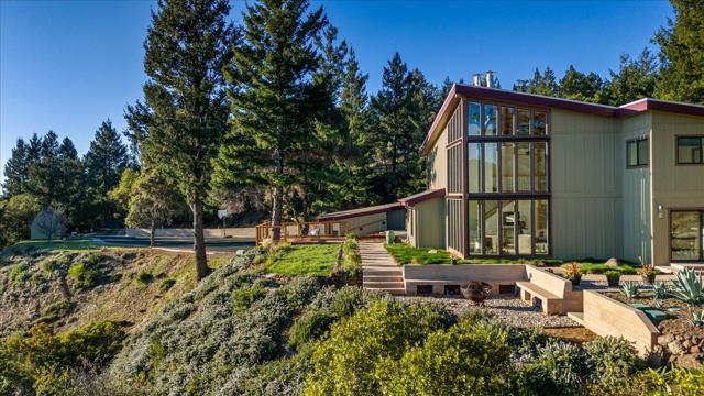 580 Rancho Prieta Road, Los Gatos CA: https://media.crmls.org/mediaz/190e0244-0535-4665-af64-29f8f9c89ca3.jpg