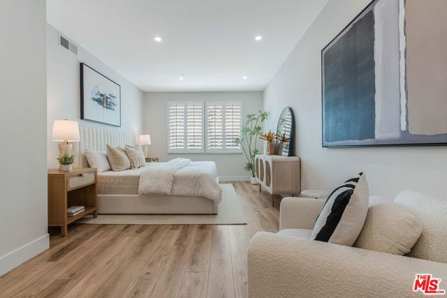 7100 Playa Vista Drive, Playa Vista CA: https://media.crmls.org/mediaz/190eeda8-41a8-429f-bff0-c455003a7dfa.jpg