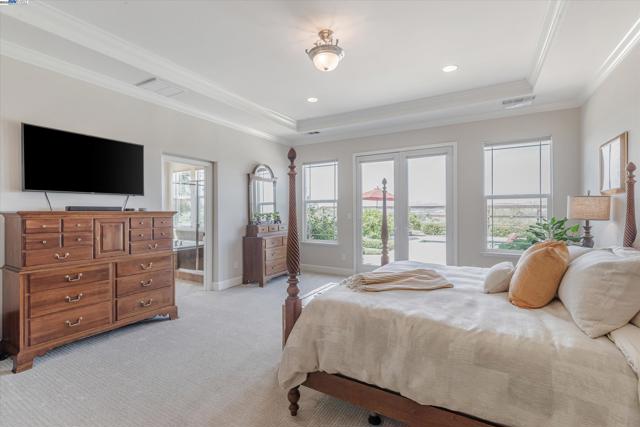 2531 Leona Pl, Pleasanton CA: https://media.crmls.org/mediaz/190f4990-2268-4fb7-8804-13954bfc236a.jpg