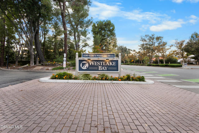 1224 S Westlake Boulevard, Westlake Village CA: https://media.crmls.org/mediaz/190f5eb8-b827-4a76-88dc-26cdedcf0fdf.jpg
