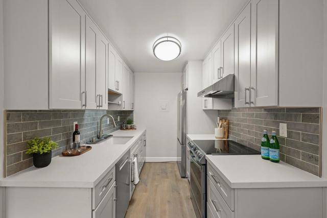 2466 W Bayshore Road, Palo Alto CA: https://media.crmls.org/mediaz/190ff19c-fa66-412d-9fd3-11bc5ac67b30.jpg