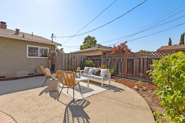 7527 Sutton Lane, Dublin CA: https://media.crmls.org/mediaz/19100d50-b811-4701-8c11-30b22e207afe.jpg