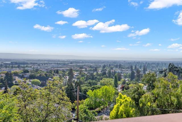 141 Hillcrest Road, San Carlos CA: https://media.crmls.org/mediaz/1912a062-24e6-424f-8d0a-d7e3b57e577a.jpg