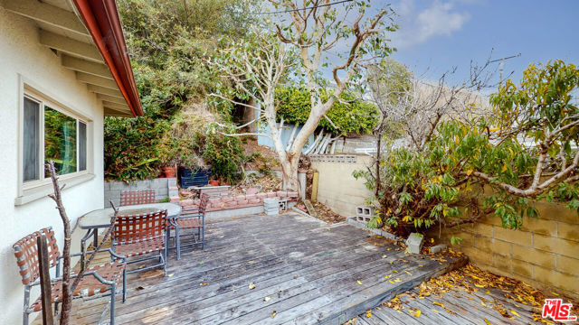 1337 CURTIS Avenue, Manhattan Beach, California 90266, 5 Bedrooms Bedrooms, ,2 BathroomsBathrooms,Residential,Sold,CURTIS,22132619