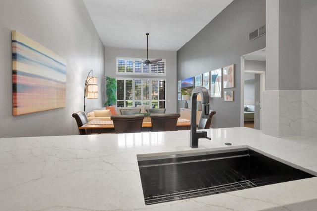 54853 Oakhill, La Quinta CA: https://media.crmls.org/mediaz/19131980-66d2-411d-8b52-eb5e1c6fd182.jpg