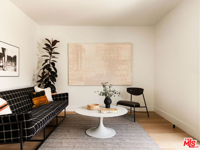 1456 Hepner Avenue, Los Angeles CA: https://media.crmls.org/mediaz/1914ab4d-d059-4e53-90bd-ea109f618eec.jpg
