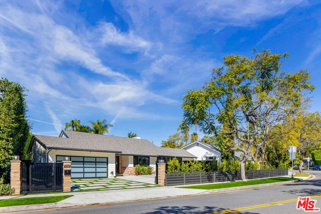 1413 Allenford Avenue