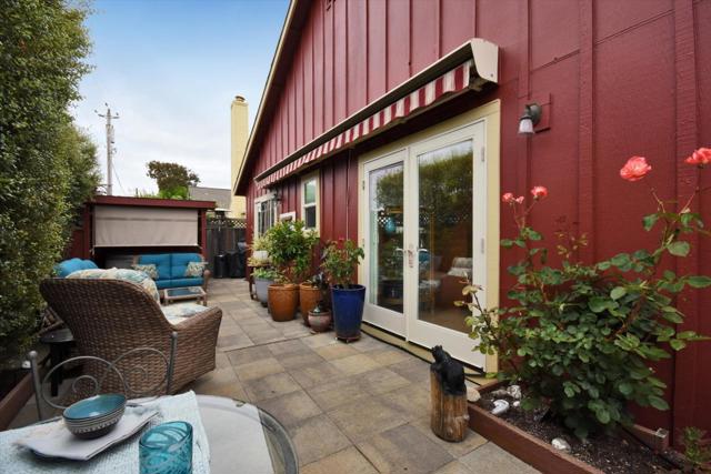 4214 Gull Cove Way, Capitola CA: https://media.crmls.org/mediaz/19160509-e226-4447-9c84-3ae2aa326ab5.jpg