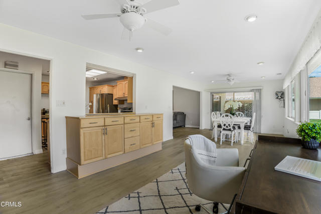 Detail Gallery Image 14 of 34 For 8126 Village 8, Camarillo,  CA 93012 - 2 Beds | 2 Baths