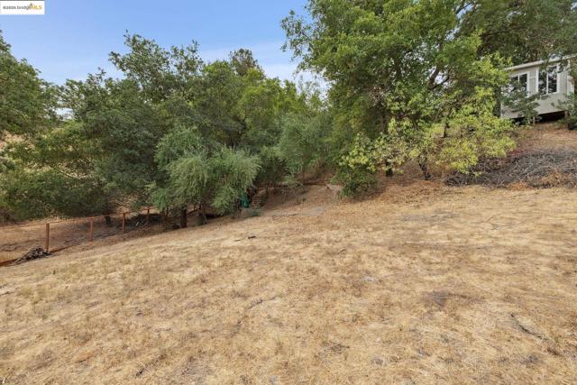 32 Pacer Pl., Walnut Creek CA: https://media.crmls.org/mediaz/191639fd-a47b-471c-a160-b7e54ad172e3.jpg