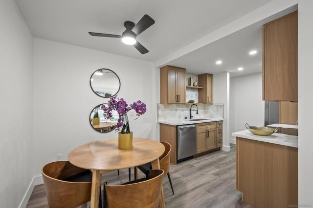 7836 Hummingbird Ln, San Diego CA: https://media.crmls.org/mediaz/19166dbe-c0f6-49de-a0d5-cd2343d6fa79.jpg